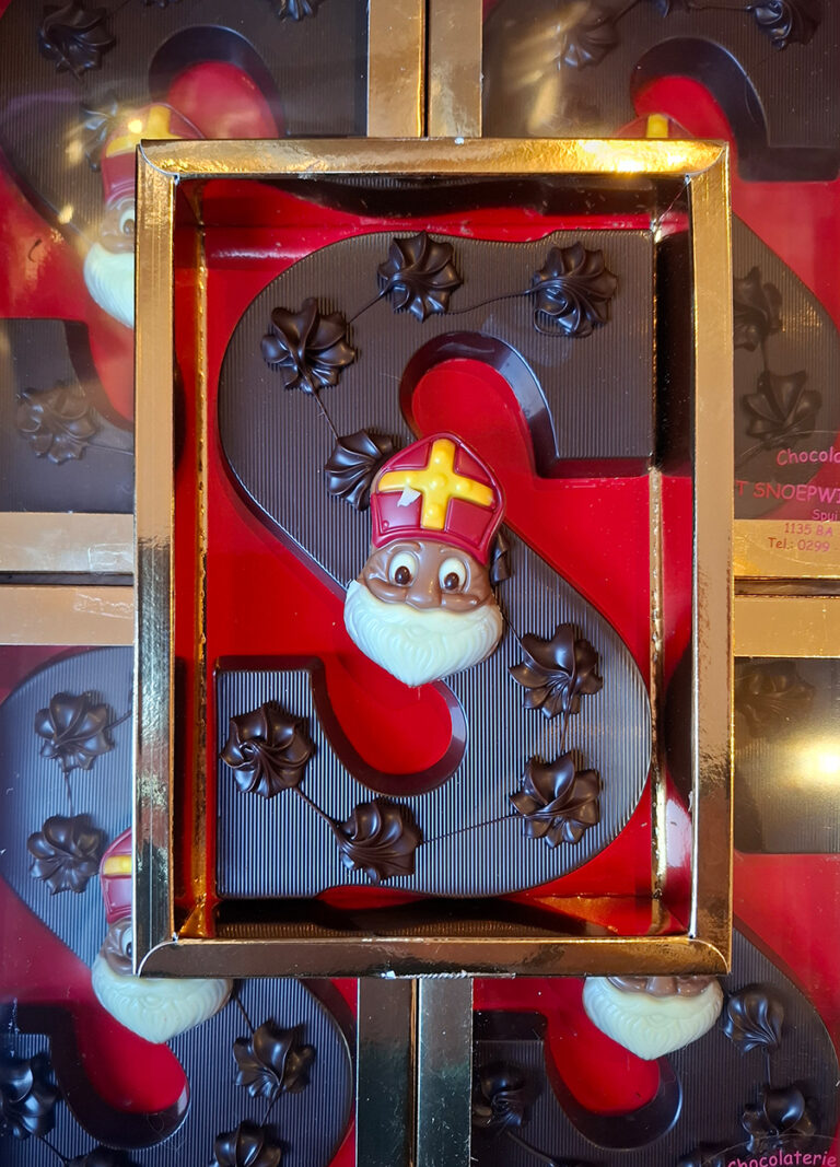 Massieve chocoladeletter puur